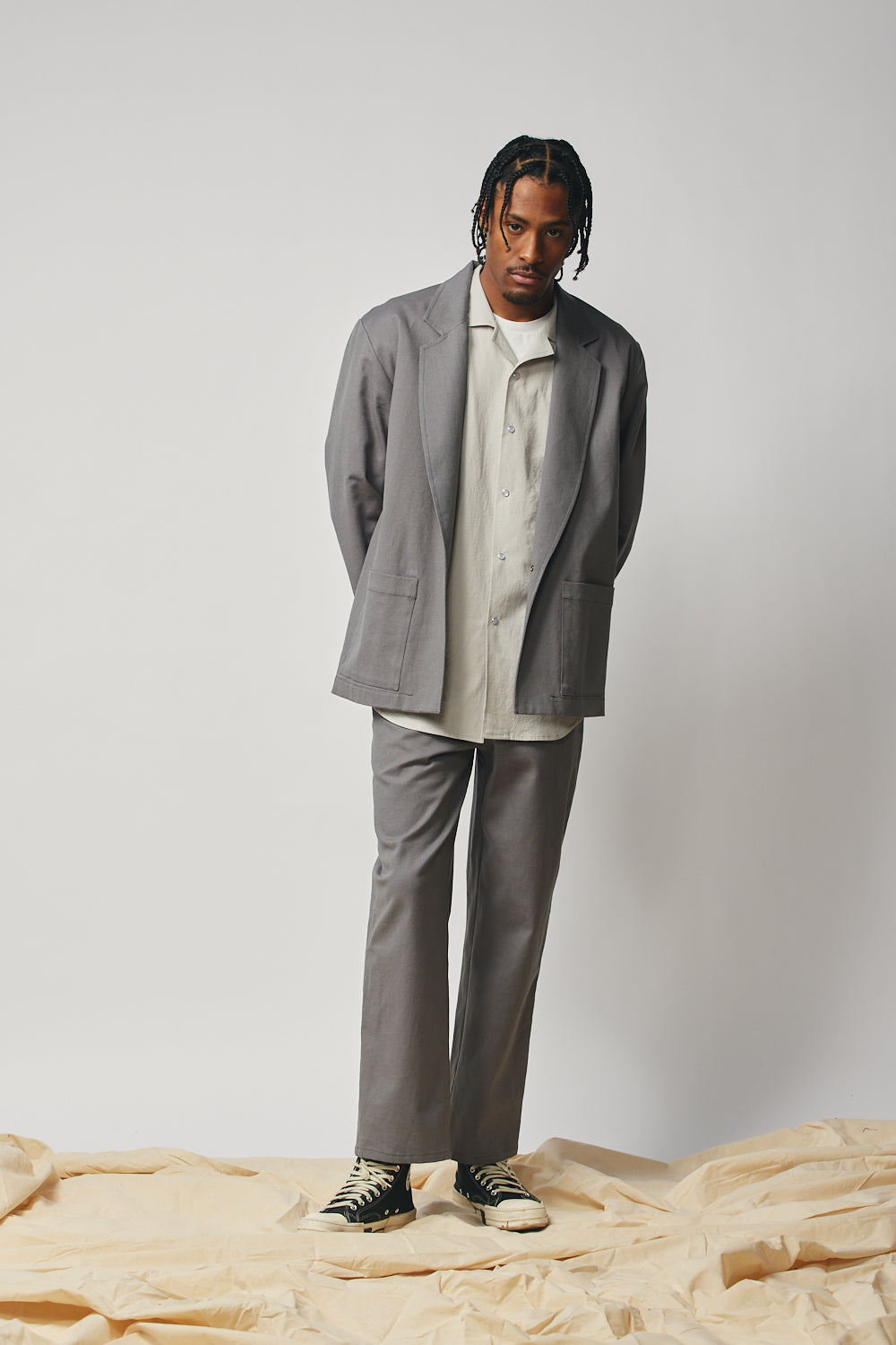 Gender-neutral Relaxed Blazer - Stone – Devlyn van Loon